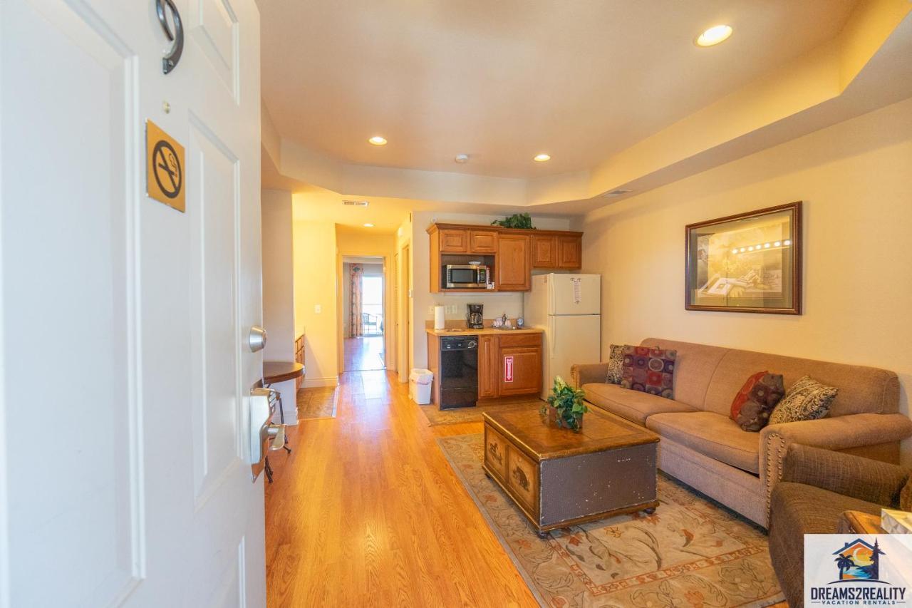 1Bd King Condo With 2 Person Jacuzzi Tub - Near The Strip - Free Tickets Included - T1-9 Брэнсон Экстерьер фото